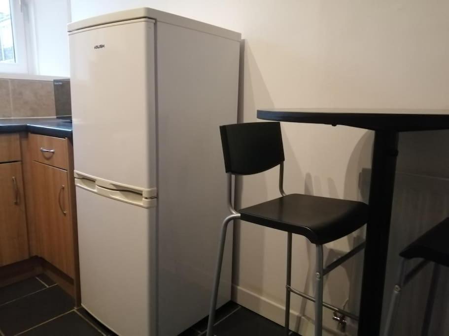 Stylish One Bed Flat With Private Parking Apartment Aberdeen Ngoại thất bức ảnh
